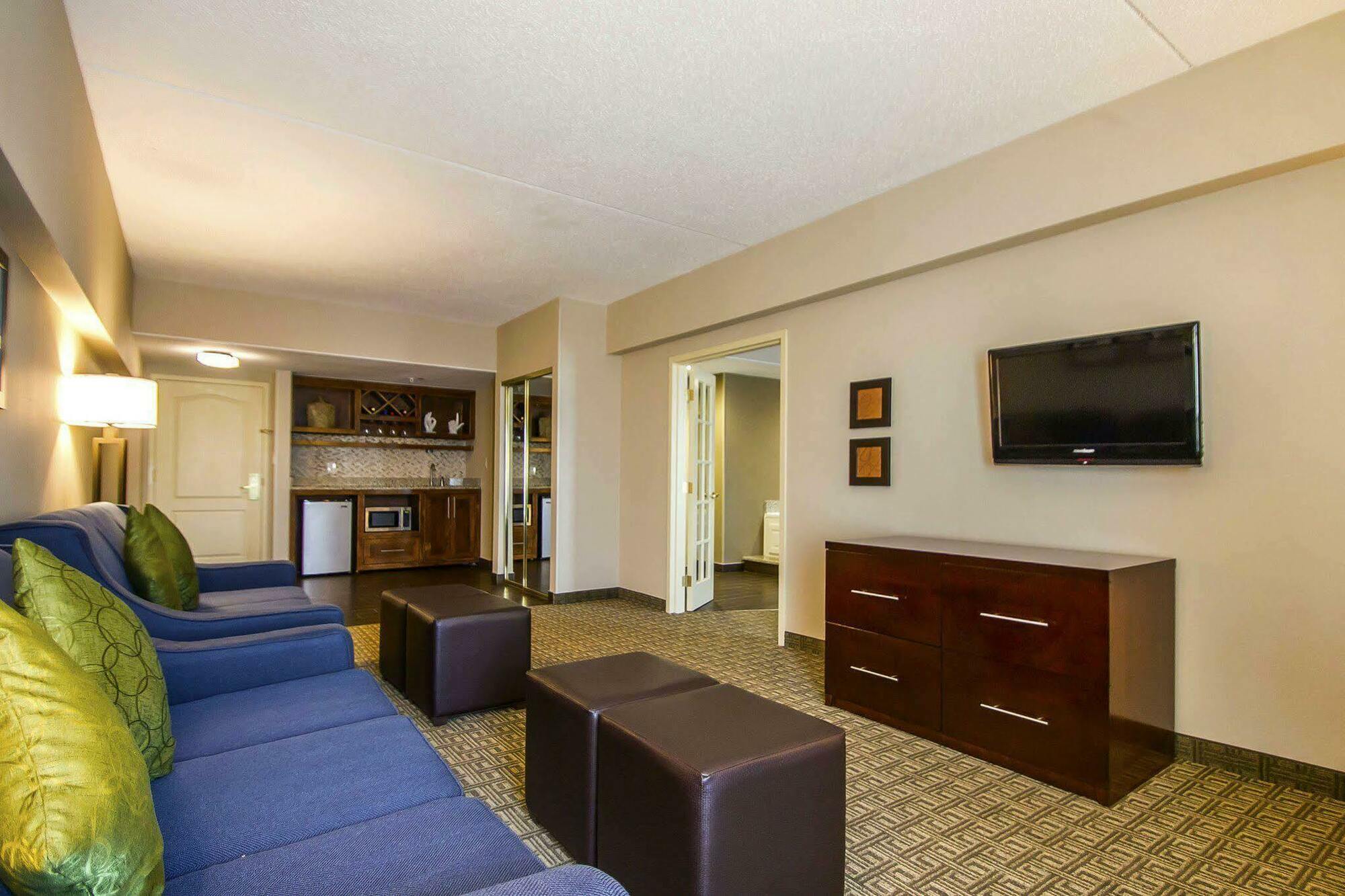 Comfort Suites Avenel Extérieur photo